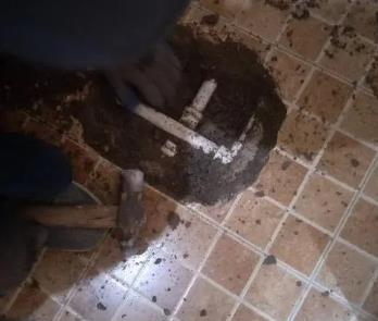 循化卫生间漏水维修公司为您分享下卫生间渗水如何处理及注意事项